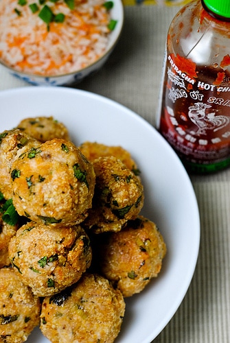 Recipe for Sriracha Turkey Meatballs