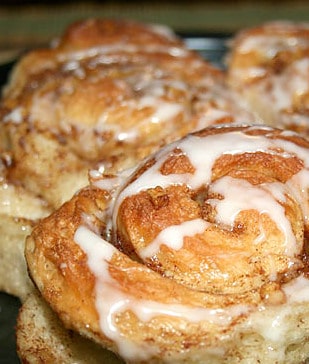 apple_cinnamonrolls08