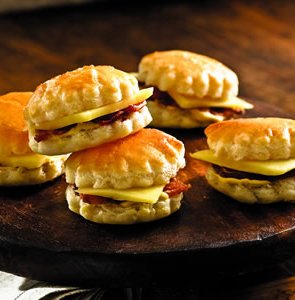cheddar_bacon_puffed_pastry