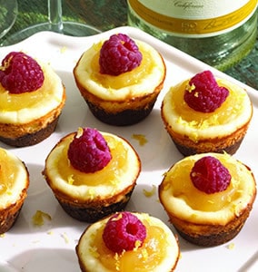 mini_moscato_cheesecakes