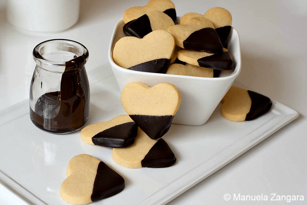 shortbread_chocolate_hearts