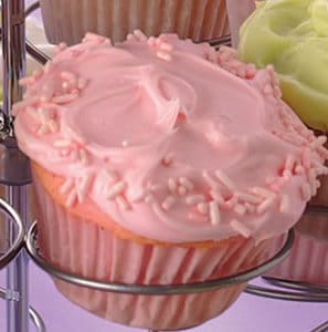 strawberry_cream_cupcake