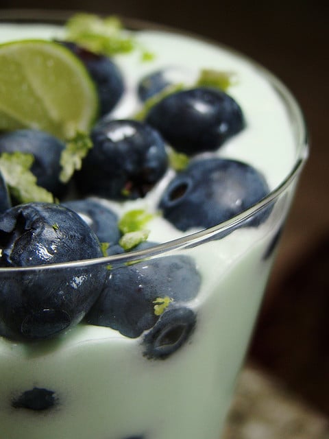 Blueberry_Lime_Cheezecake_Parfait