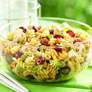 Chicken_Pasta_Salad_with_Grapes_and_Poppy_Seed_Dressing