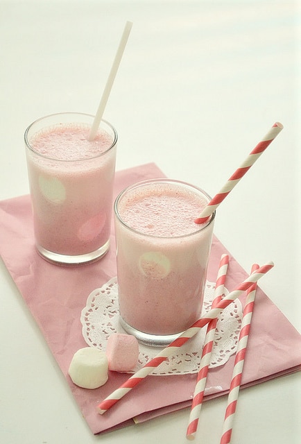 Strawberry_Polka-dot_Milkshakes