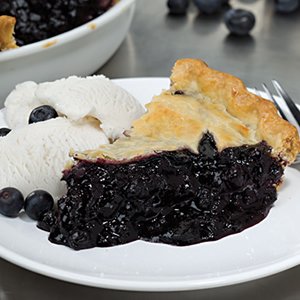 deep_dish_fresh_blueberry_pie
