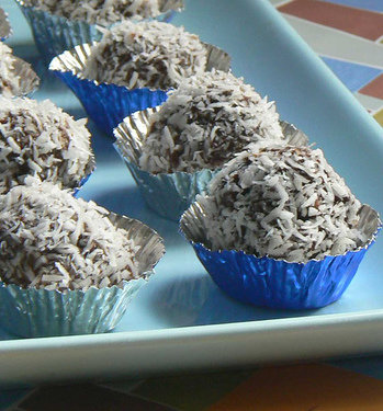 Almond_Joy_Truffles