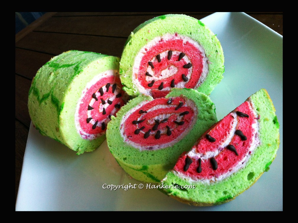 Recipe for Watermelon Swiss Roll - What a beautiful presentation this makes for a summer party... really festive and creative!