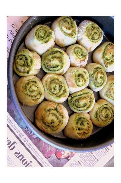 pesto_rolls