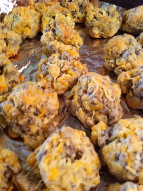 Recipe for Sausage Balls - They make for a great breakfast on the go, a snack, appetizer, you name it! It’s easy to make a couple of batches and you can even freeze them to have plenty on hand for future use.