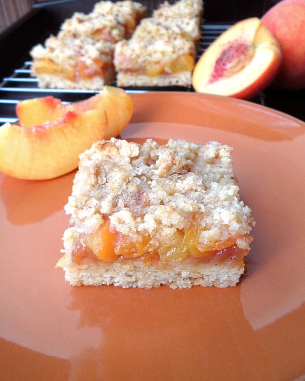 Healthier_Peach_Crumb_Bars