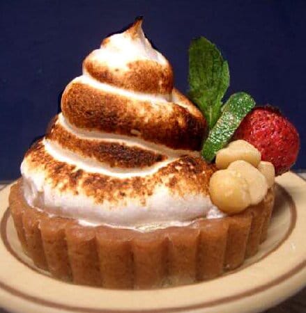 key_lime_tartlets_with_white_chocolate_mousse