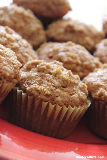 banana_crumb_muffins