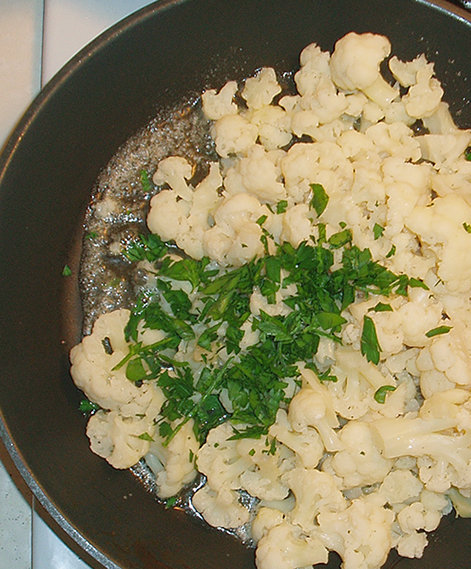 Cauliflower with Parsley Butter Sauce