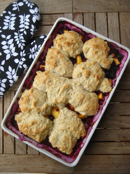 Peach_and_Blueberry_Cobbler