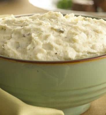 amazing_goat_cheese_mashed_potatoes_with_garlic_and_sage