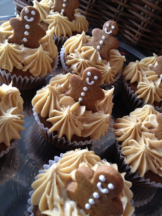 After making some gingerbread cookies, I thought they would look adorable on top of some gingerbread cupcakes. The molasses and ginger takes me back to Granny's kitchen and watching her bake.  Such nostalgia.