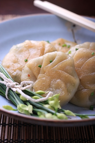 Recipe for Flowering Chive and Garlic Dumplings