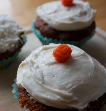 Recipe for Carrot Cupcakes with Cream Cheese Frosting