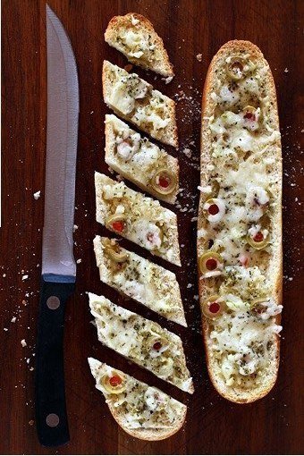 Recipe for Cheesy Appetizer Loaf