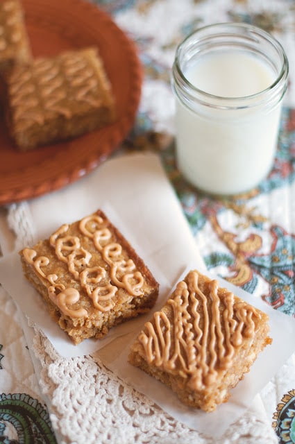 Recipe for Chewy Butterscotch-Oatmeal Bars