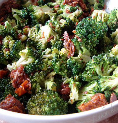 Recipe for Broccoli Salad with Crisp Bacon Bits