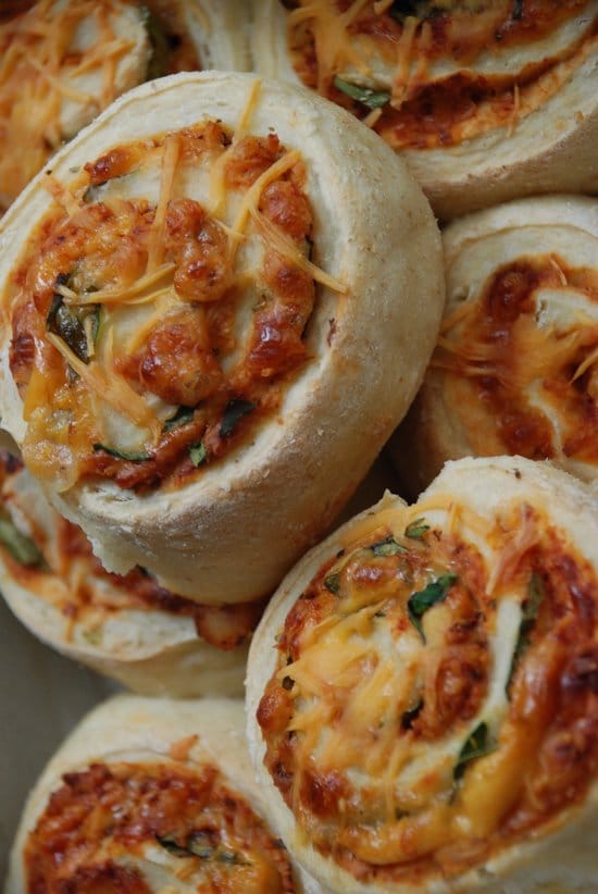 Recipe for Cheesy Pizza Pinwheels