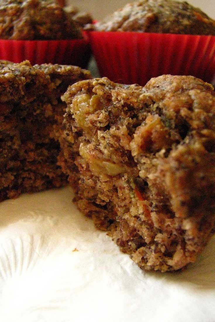 These Flax and Oat Bran Muffins are always a huge hit in our home. They’re densely packed with good-for-you ingredients like flaxseed meal, oat bran, carrots, apples, and raisins and are the perfect on the go breakfast or as an anytime snack. #muffins #breakfast #healthy