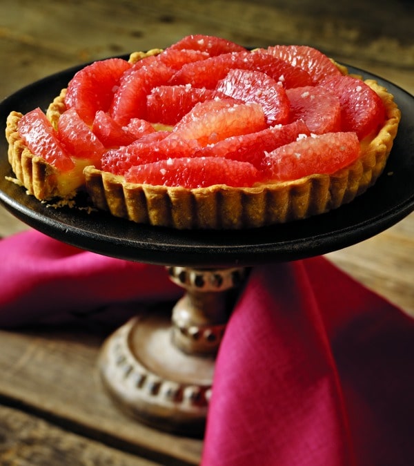 Recipe for Grapefruit Tart with Cardamom Cream