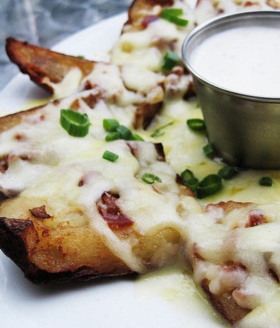 Bacon_and_Cheese_Stuffed_Potato_Skins