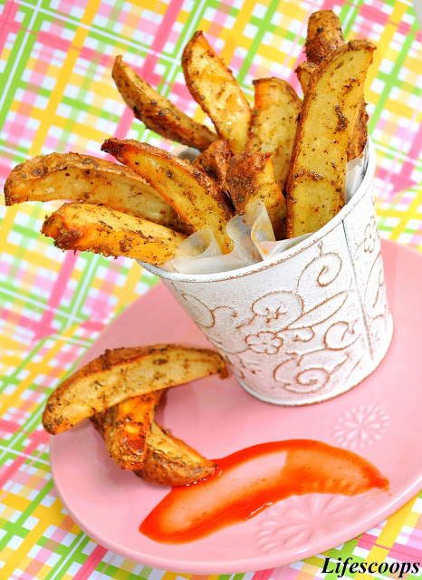 Recipe for Baked Potato Wedges - For those looking to cut down on calories that come with the fries, here is a healthier alternative, Baked Potato Wedges.