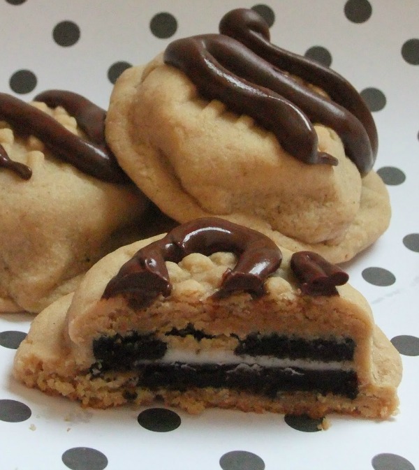 Recipe for Stuffed Peanut Butter Oreo Cookies