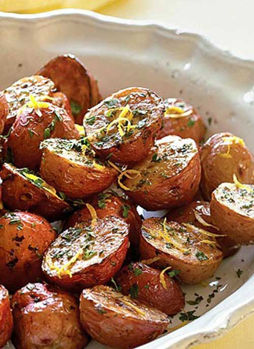 Roasted Potatoes with Bacon and Rosemary - This is a simple recipe for some of the most delicious potatoes that you will ever try.