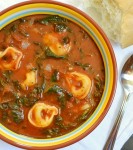 Spinach_Tortellini_Soup_close