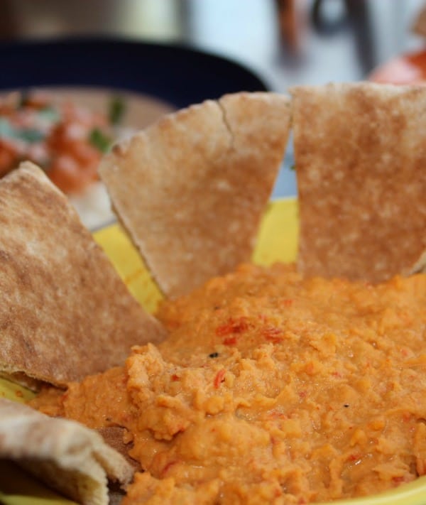Roasted_Red_Pepper_Hummus