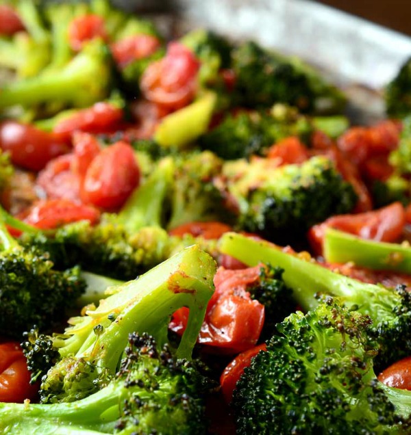 Recipe for Roasted Broccoli and Tomato Salad