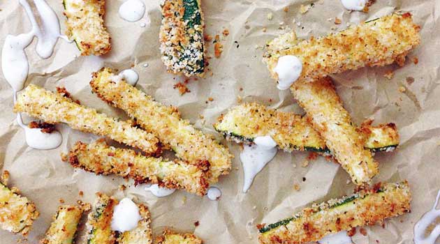 Crispy breading with a hint of lemon and fresh zucchini. These Baked Panko Zucchini Sticks are simply fantastic!