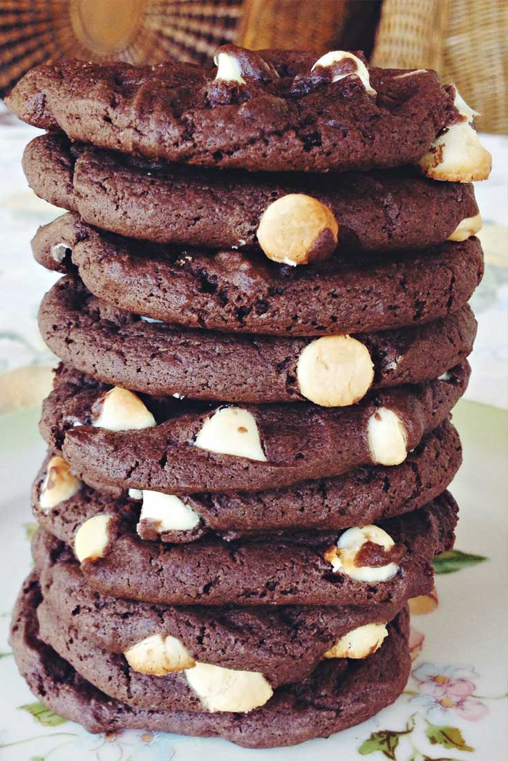 Chocolate lovers only!!! These thick and chewy soft batch chocolate fudge cookies are melt-in-your-mouth amazing!